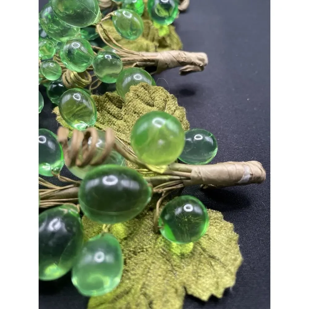 Vintage Lt Green Lucite Acrylic Grape Clusters. Set of 4. Must‎ See Photos!